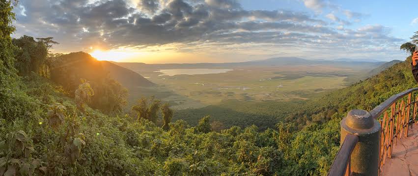 Ngurdoto Crater viewpoint