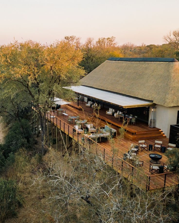 Nomad Lamai Serengeti